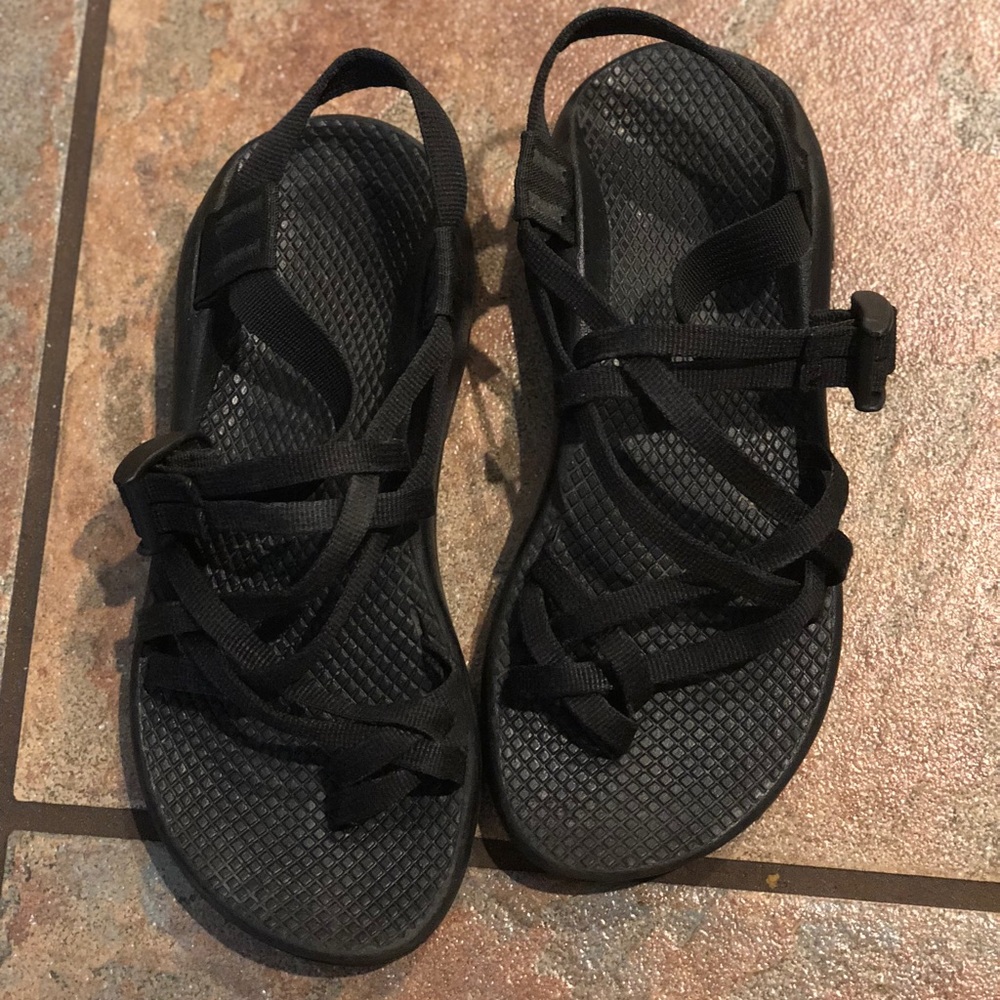 Size 7 Chacos!!